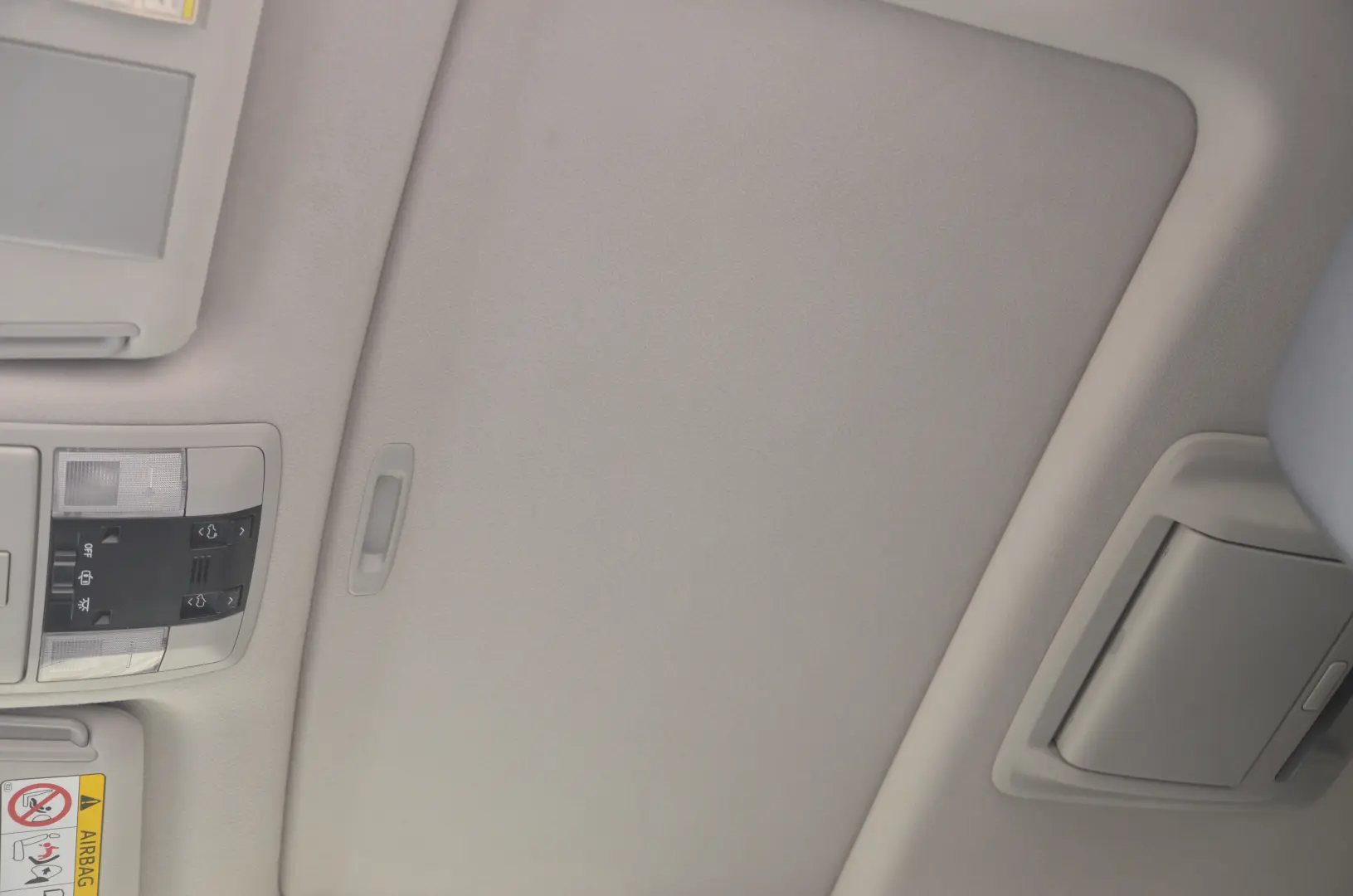 Toyota Land Cruiser 2.8L Turbo 4X4 D-4D TEC Edition 7 Locuri
