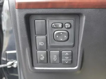 Toyota Land Cruiser 2.8L Turbo 4X4 D-4D TEC Edition 7 Locuri