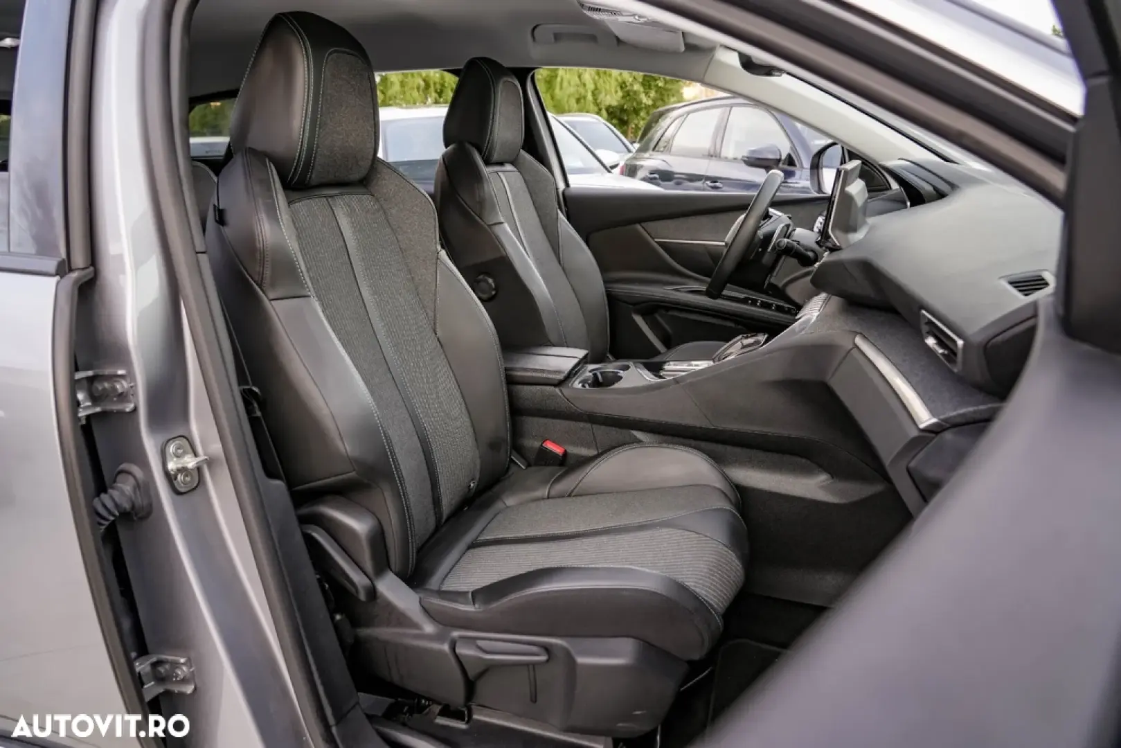 Peugeot 3008 Hybrid 225 e-EAT8 Allure Pack