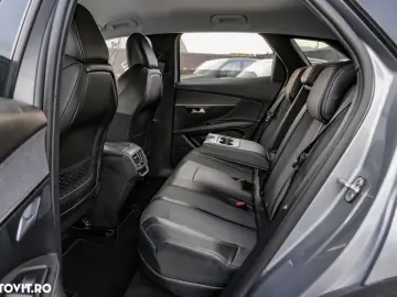 Peugeot 3008 Hybrid 225 e-EAT8 Allure Pack