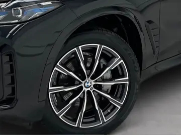 BMW X5 xDrive30d M Sport AHK Harman