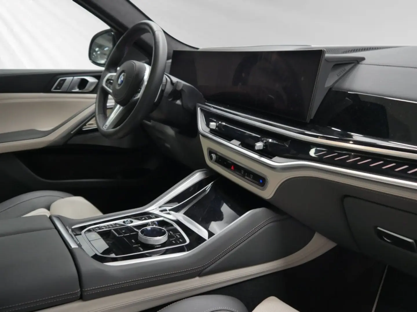 X6 M60i xDrive M Sport Pro|AHK|Pano|Autobahnass.