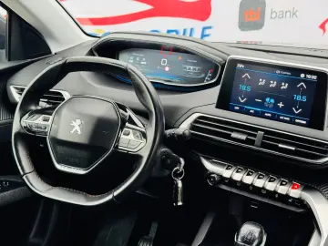 PEUGEOT 5008 1.6D 7 LOCURI