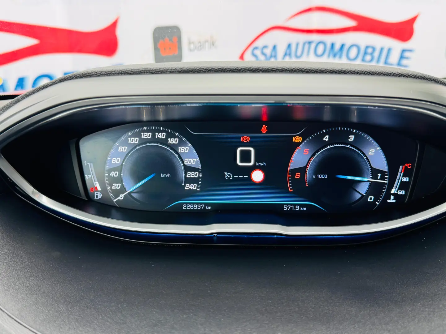 PEUGEOT 5008 1.6D 7 LOCURI