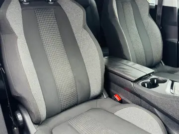PEUGEOT 5008 1.6D 7 LOCURI