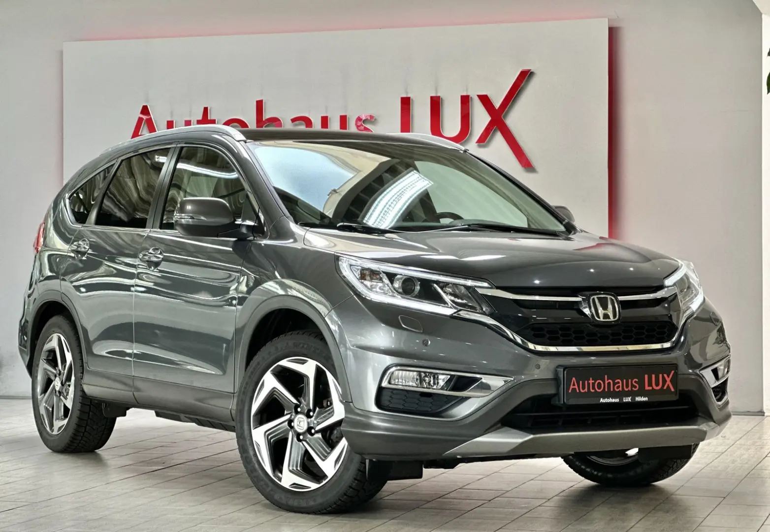 CR-V EXECUTIVE*4WD*AUTOMATIK*ACC*PANO*AHK*BIXENO