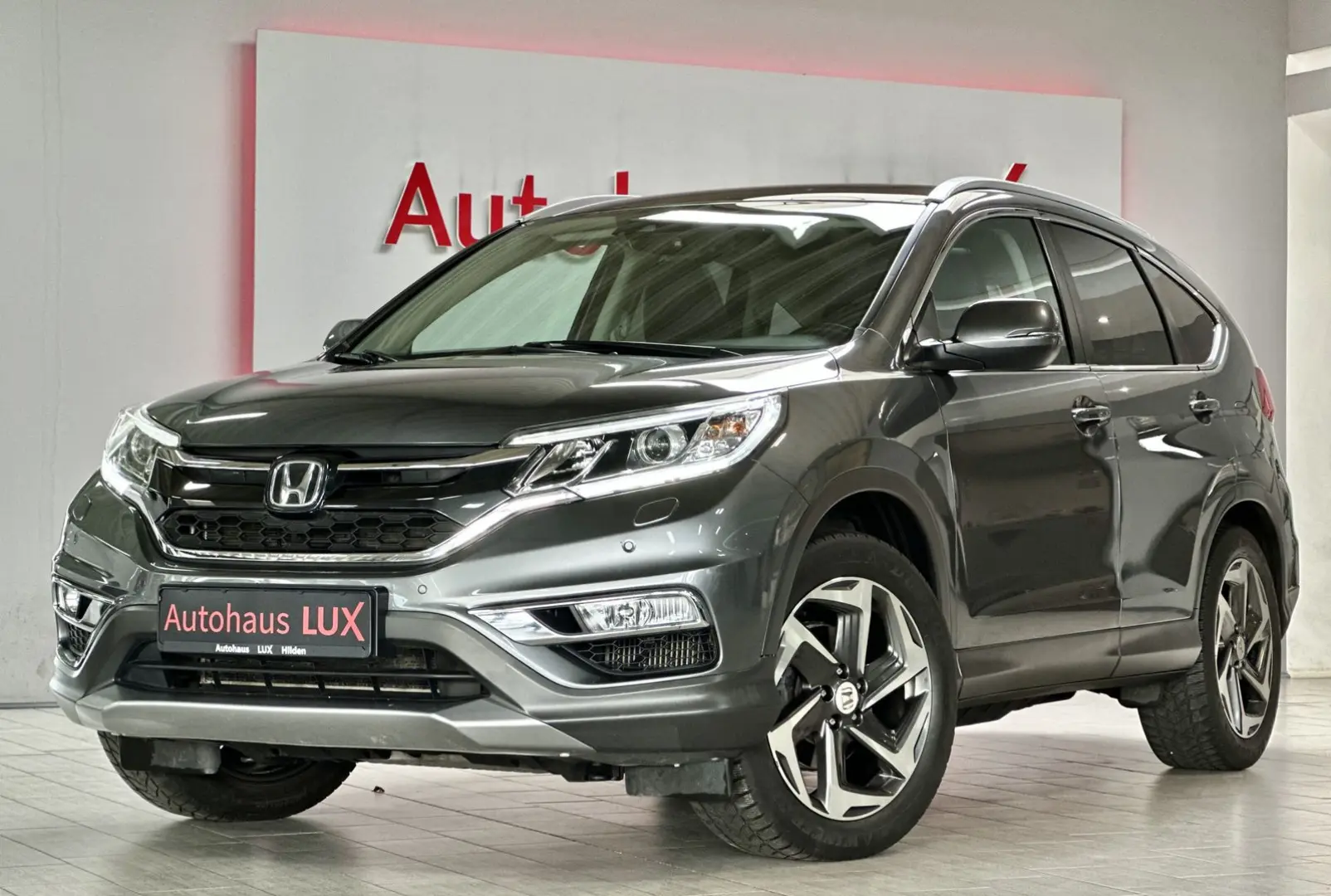 CR-V EXECUTIVE*4WD*AUTOMATIK*ACC*PANO*AHK*BIXENO