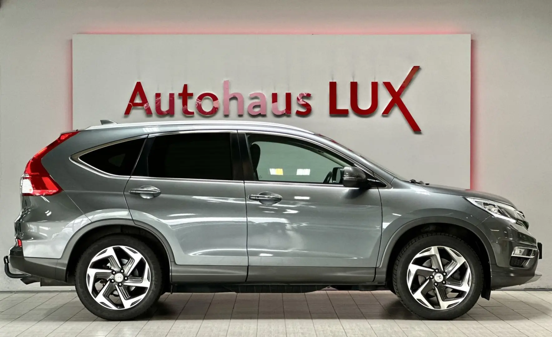 CR-V EXECUTIVE*4WD*AUTOMATIK*ACC*PANO*AHK*BIXENO