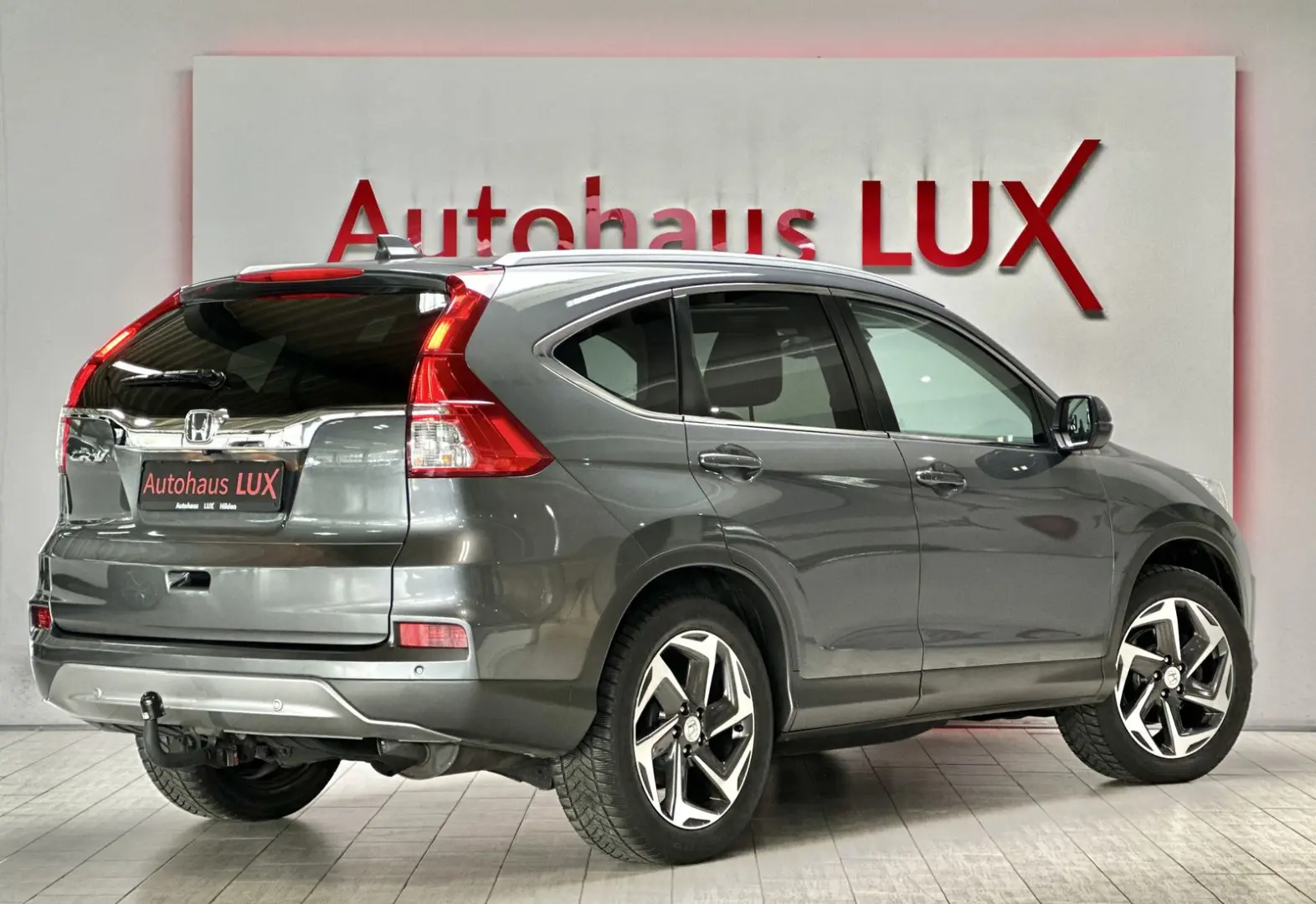CR-V EXECUTIVE*4WD*AUTOMATIK*ACC*PANO*AHK*BIXENO