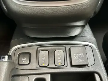 CR-V EXECUTIVE*4WD*AUTOMATIK*ACC*PANO*AHK*BIXENO