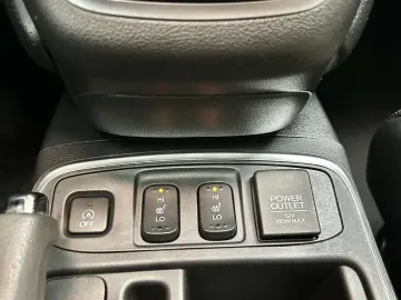 CR-V EXECUTIVE*4WD*AUTOMATIK*ACC*PANO*AHK*BIXENO