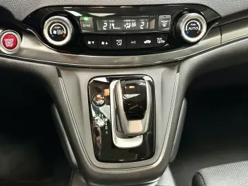 CR-V EXECUTIVE*4WD*AUTOMATIK*ACC*PANO*AHK*BIXENO