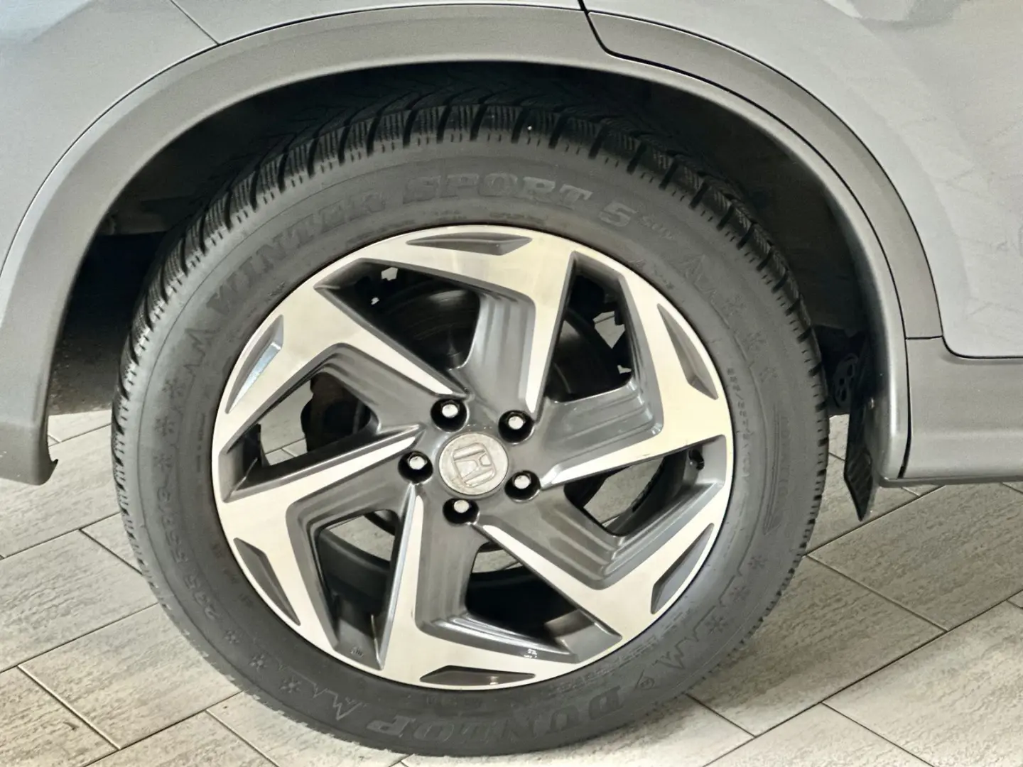 CR-V EXECUTIVE*4WD*AUTOMATIK*ACC*PANO*AHK*BIXENO