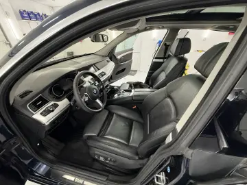 BMW Seria 5GT 3.0 xDrive