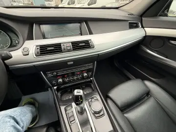 BMW Seria 5GT 3.0 xDrive