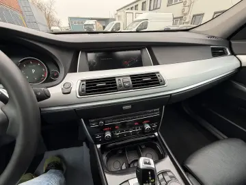 BMW Seria 5GT 3.0 xDrive