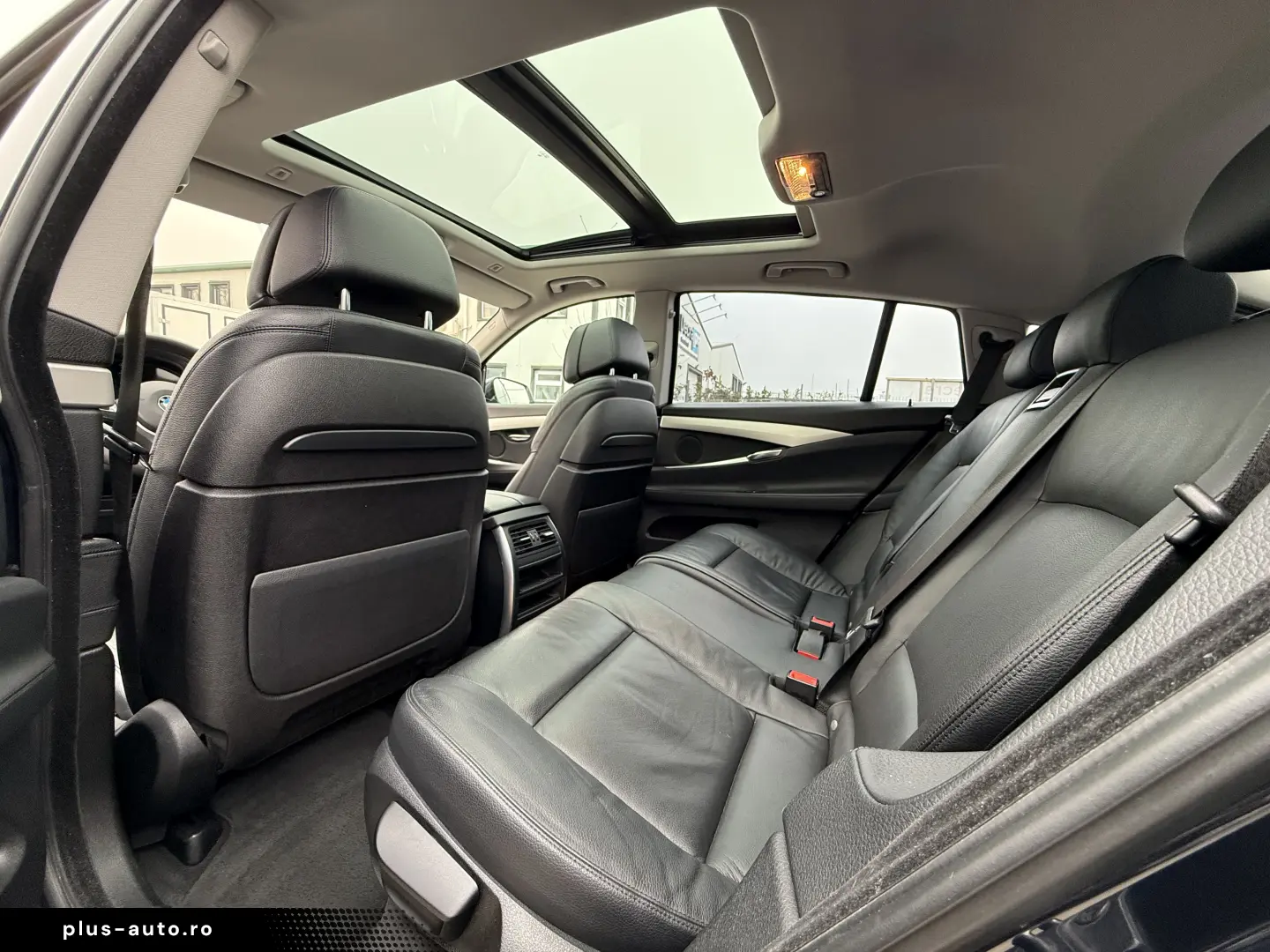 BMW Seria 5GT 3.0 xDrive