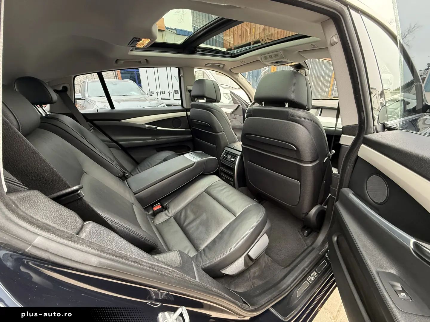 BMW Seria 5GT 3.0 xDrive