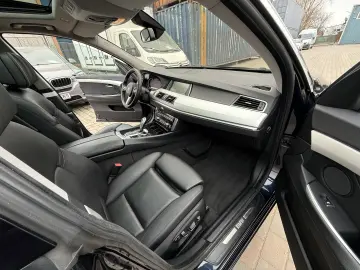BMW Seria 5GT 3.0 xDrive
