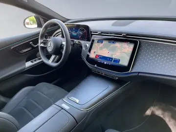 E 220 d AMG-PREMIUM+DISTRONIC+NIGHT+360°KAMERA