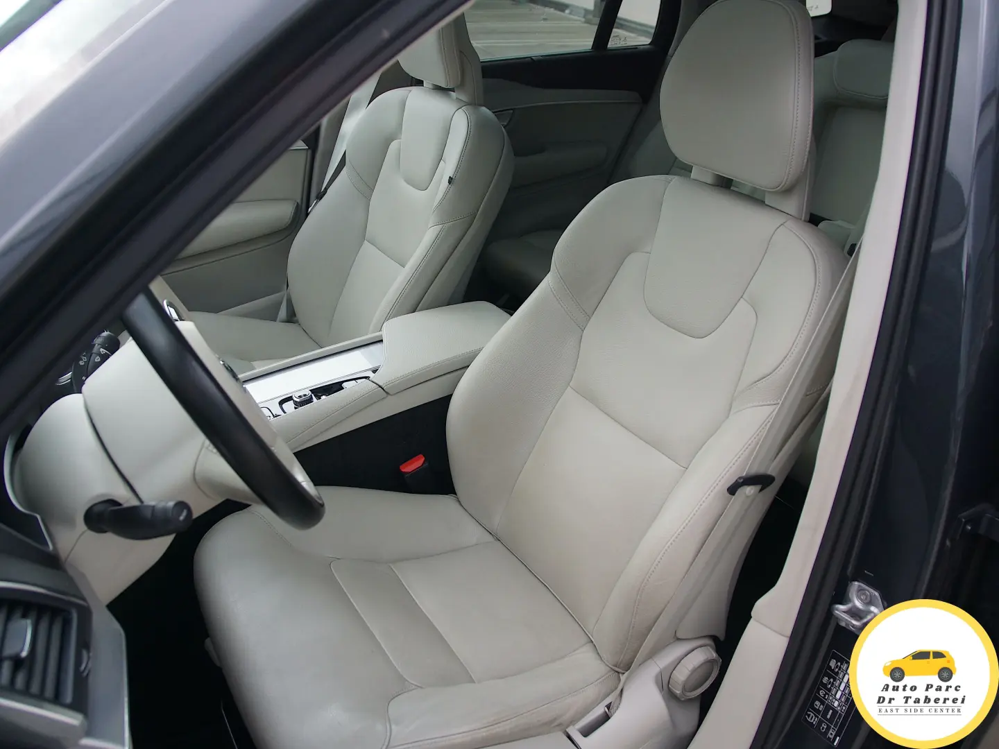 Volvo XC90 T8 AWD 7 locuri Recharge Inscription