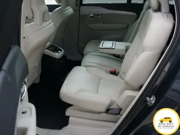 Volvo XC90 T8 AWD 7 locuri Recharge Inscription