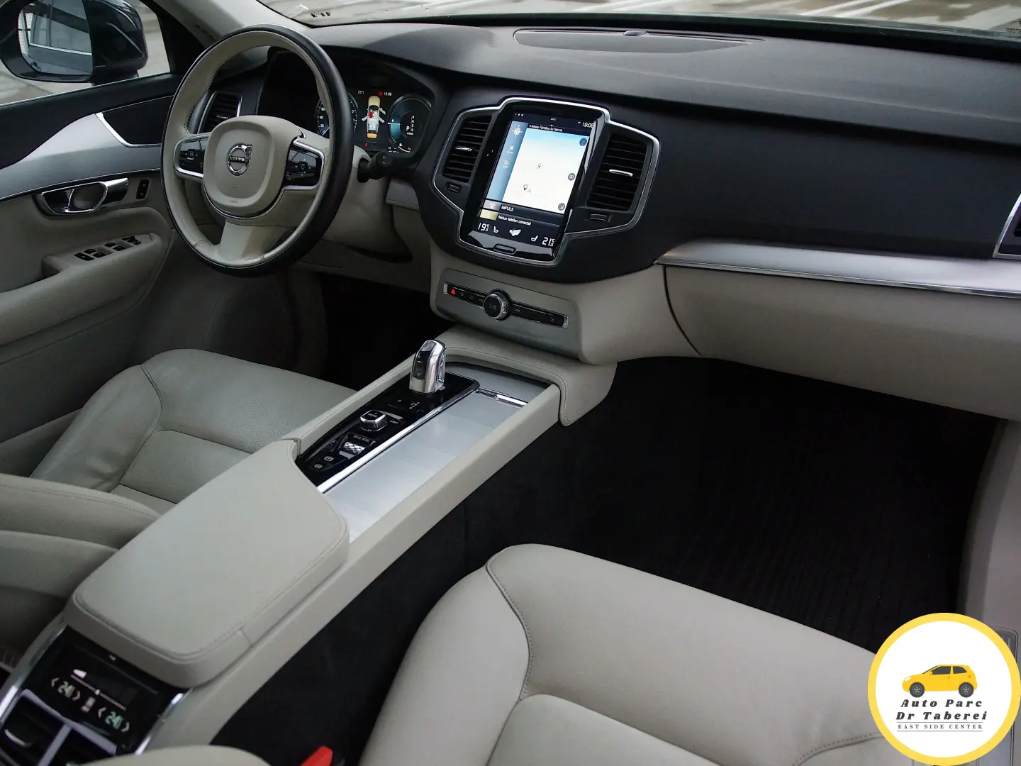 Volvo XC90 T8 AWD 7 locuri Recharge Inscription