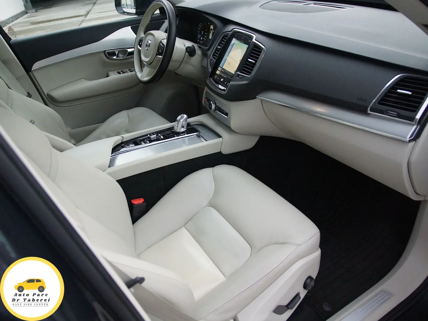 Volvo XC90 T8 AWD 7 locuri Recharge Inscription