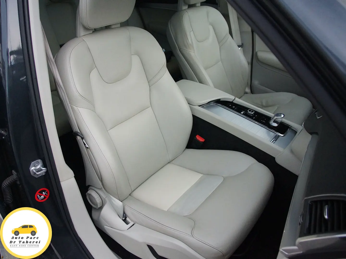 Volvo XC90 T8 AWD 7 locuri Recharge Inscription