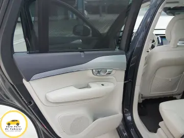 Volvo XC90 T8 AWD 7 locuri Recharge Inscription