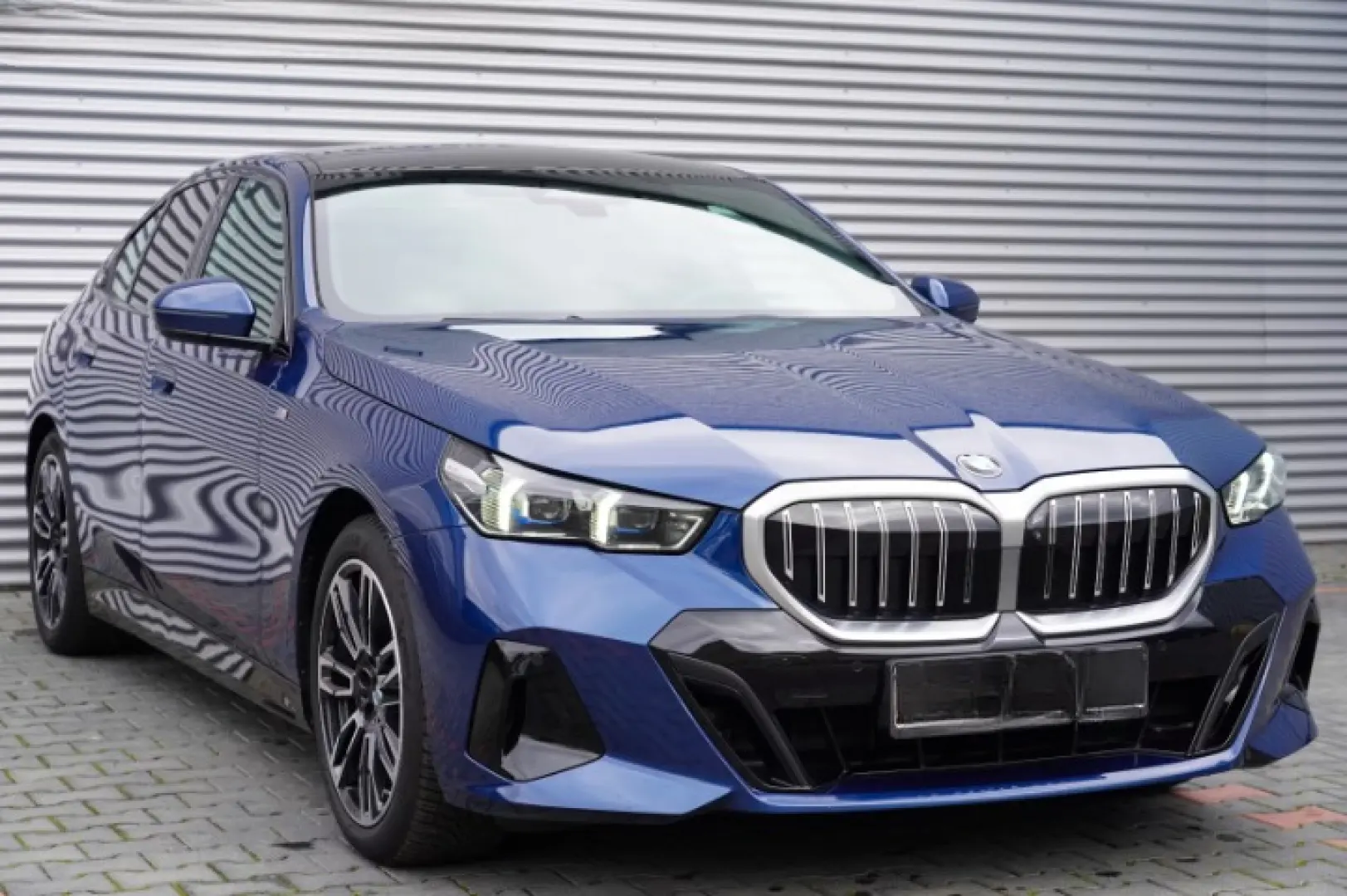 520i M Sport PANO HUD 360 MEMO H&K CARBON AHK