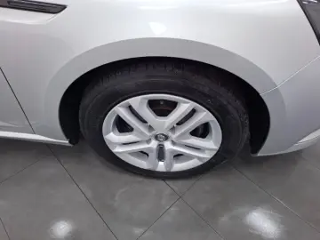 RENAULT MEGANE 1.5 Blue dCi 116CP Zen EDC