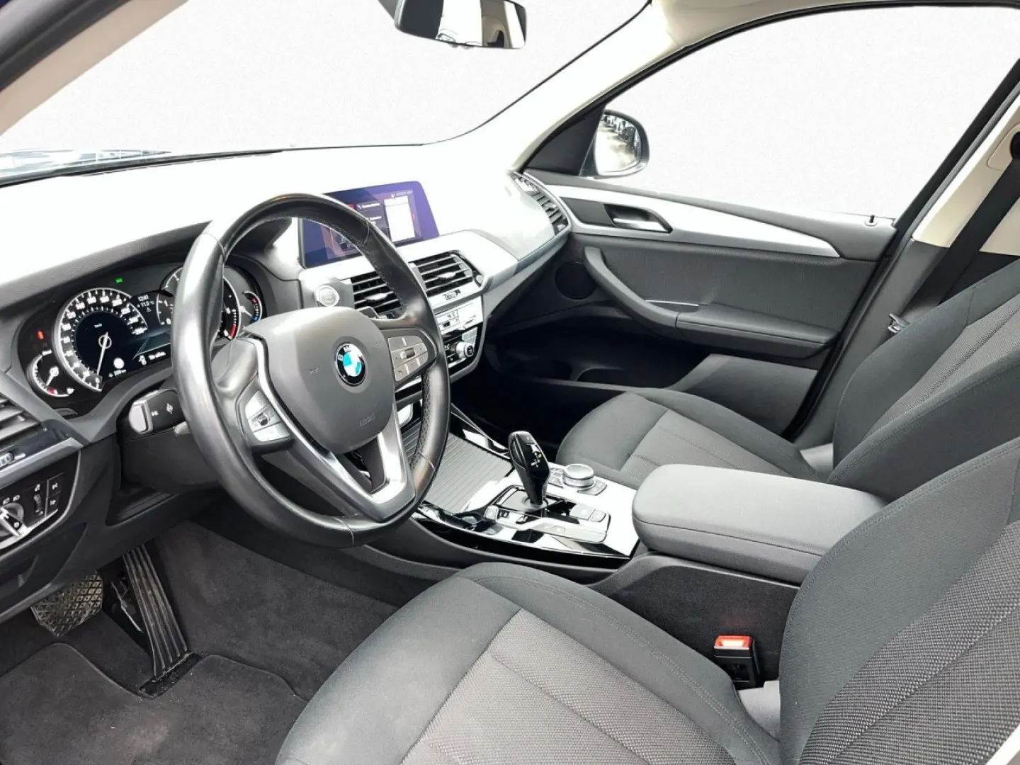 X3 20d xDrive Advantage LiCo+ AHK St&Go LED SHZ