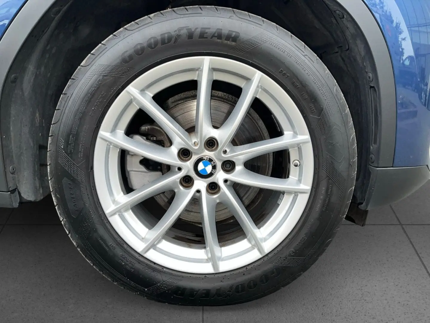 X3 20d xDrive Advantage LiCo+ AHK St&Go LED SHZ