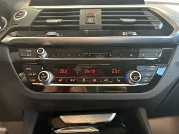 X3 Innovation*XDrive*SHZ*Cockpit Plus*LED*PDC*