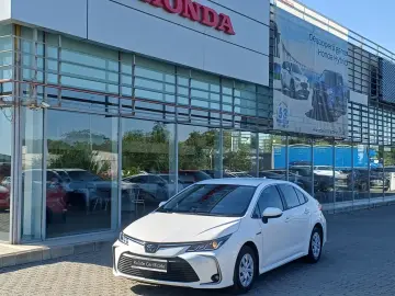 Toyota Corolla Sedan 1.8 hybrid 122 CVT BUSINESS