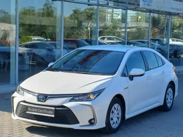Toyota Corolla Sedan 1.8 hybrid 122 CVT BUSINESS