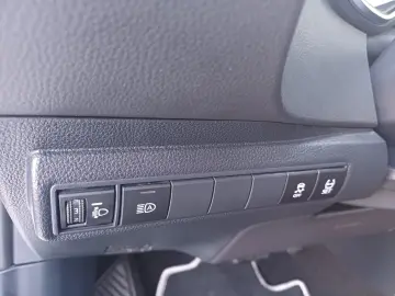 Toyota Corolla Sedan 1.8 hybrid 122 CVT BUSINESS