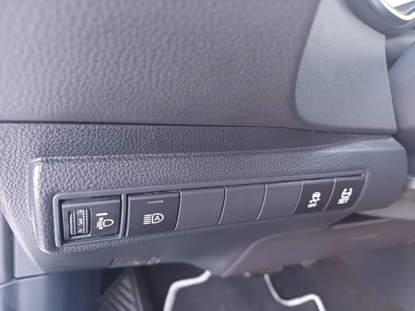 Toyota Corolla Sedan 1.8 hybrid 122 CVT BUSINESS