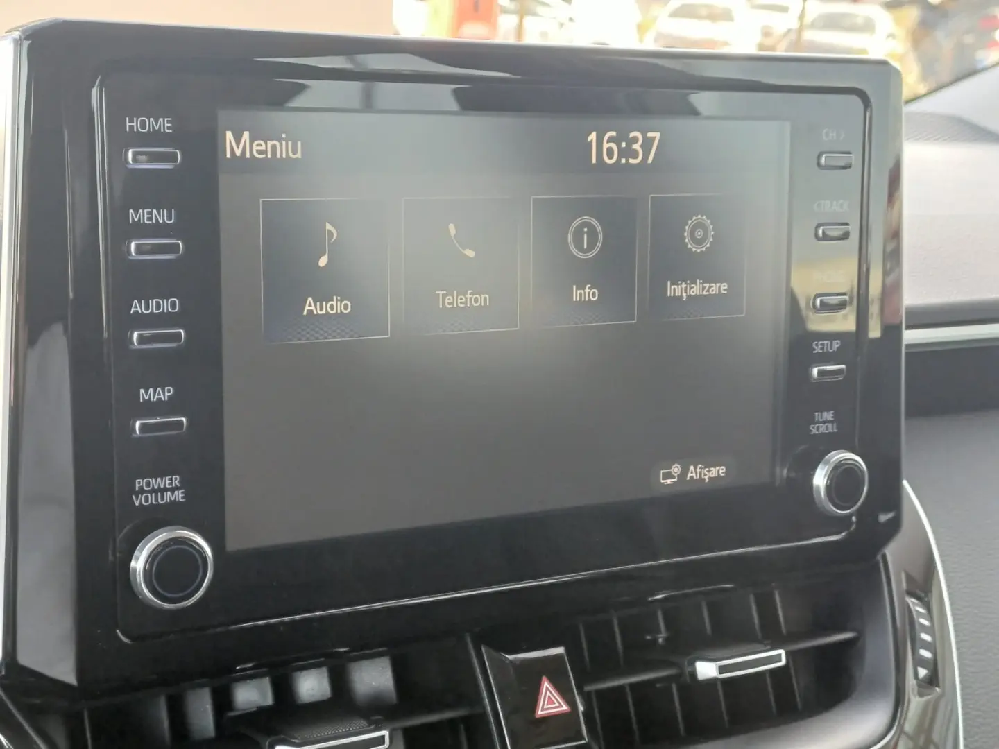 Toyota Corolla Sedan 1.8 hybrid 122 CVT BUSINESS