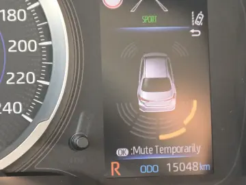 Toyota Corolla Sedan 1.8 hybrid 122 CVT BUSINESS