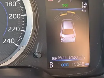 Toyota Corolla Sedan 1.8 hybrid 122 CVT BUSINESS