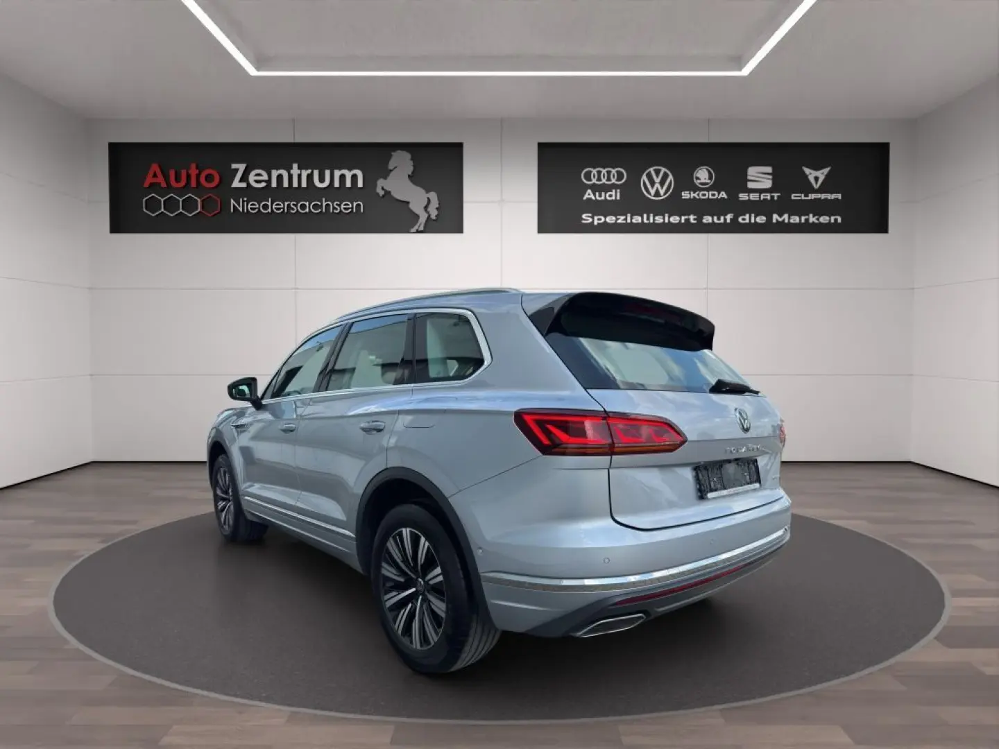 Touareg 3.0 V6 e-Hybrid 4M Elegance AHK*360°