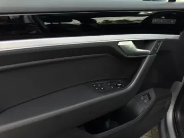 Touareg 3.0 V6 e-Hybrid 4M Elegance AHK*360°