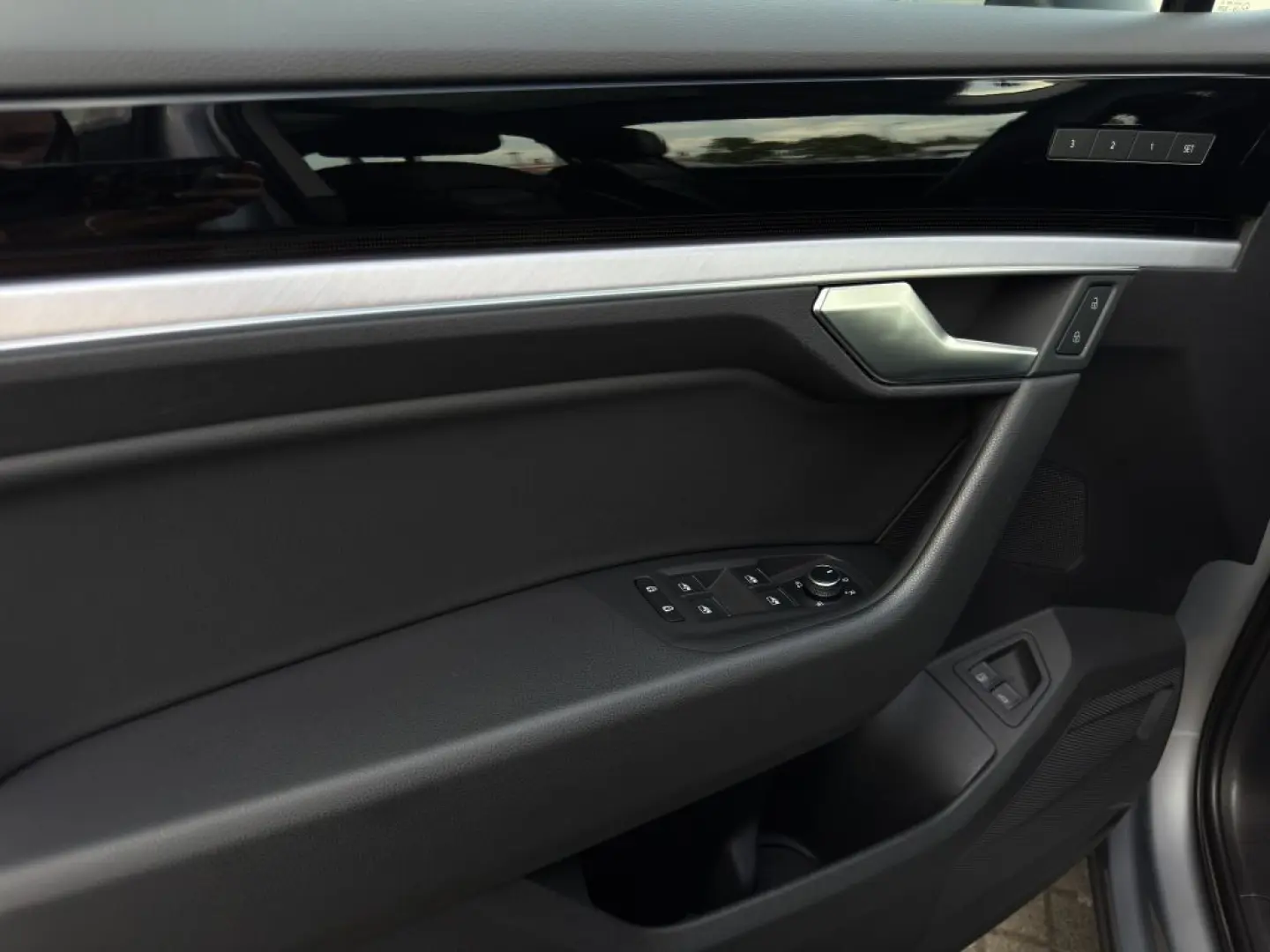 Touareg 3.0 V6 e-Hybrid 4M Elegance AHK*360°