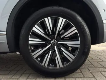 Touareg 3.0 V6 e-Hybrid 4M Elegance AHK*360°