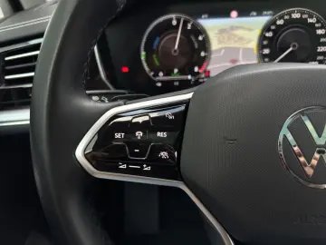 Touareg 3.0 V6 e-Hybrid 4M Elegance AHK*360°