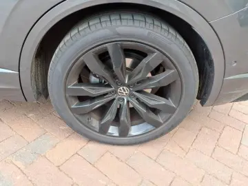 Touareg V6 TDI 4M R-Line Black Style  HeadUp Pan