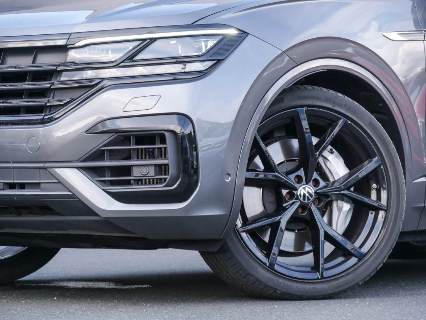 Touareg 3.0 V6 R 4M eHybrid Pano AHK ACC