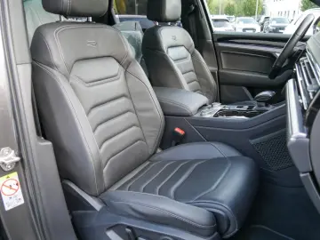 Touareg 3.0 V6 R 4M eHybrid Pano AHK ACC